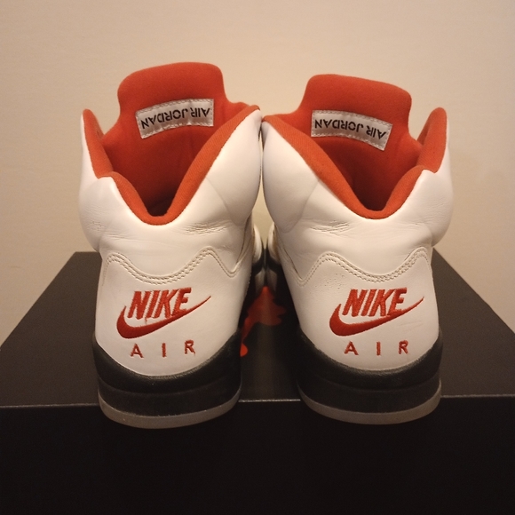 Jordan 5 (2020 Silver Tongue) Size 11 - Picture 4 of 6